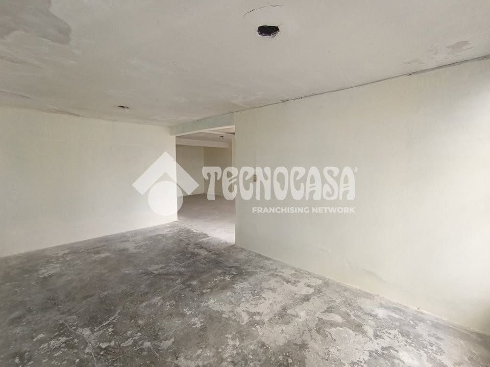 2 habitaciones 1 baño Casa 2
