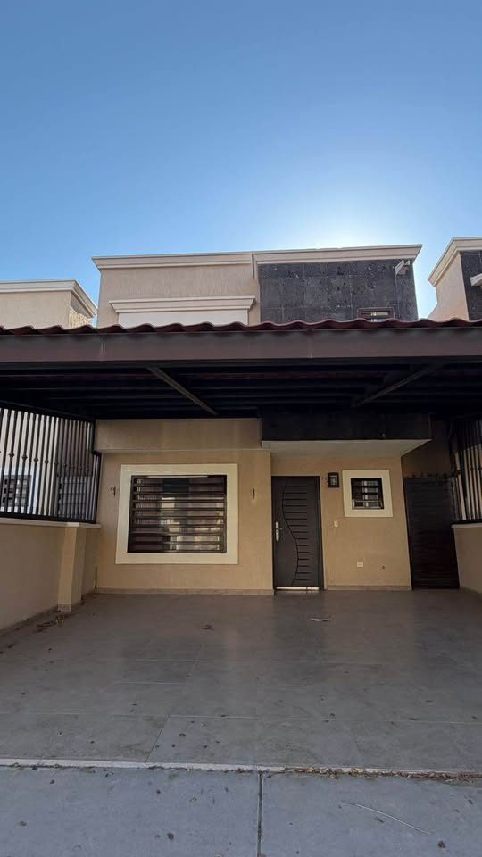 3 habitaciones 2,5 baños - Casa 2