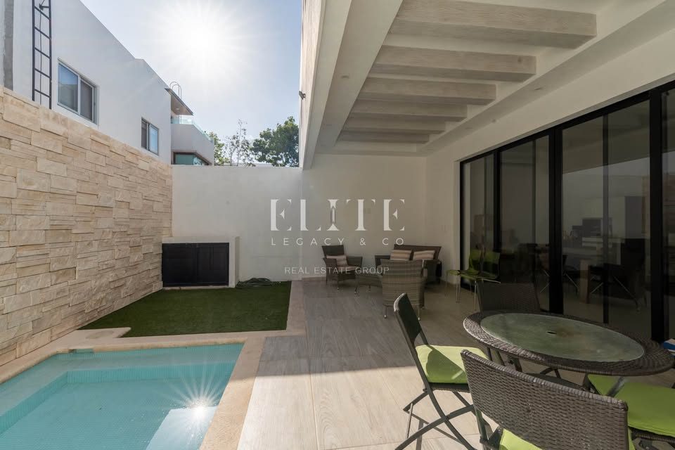 4 habitaciones 4,5 baños - Casa 2