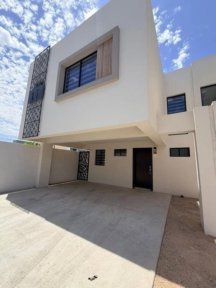 3 habitaciones 2.5 baños Casa 3