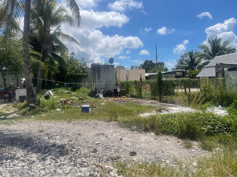 Terreno en venta de 8 x 29 en la localidad de Huay Pix a 10 min. de Chetumal y a 25 min. de Bacalar 3