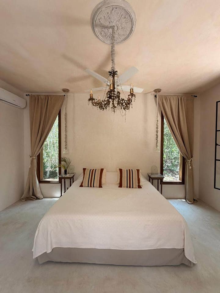 4 Beds 4 Baths - House 2