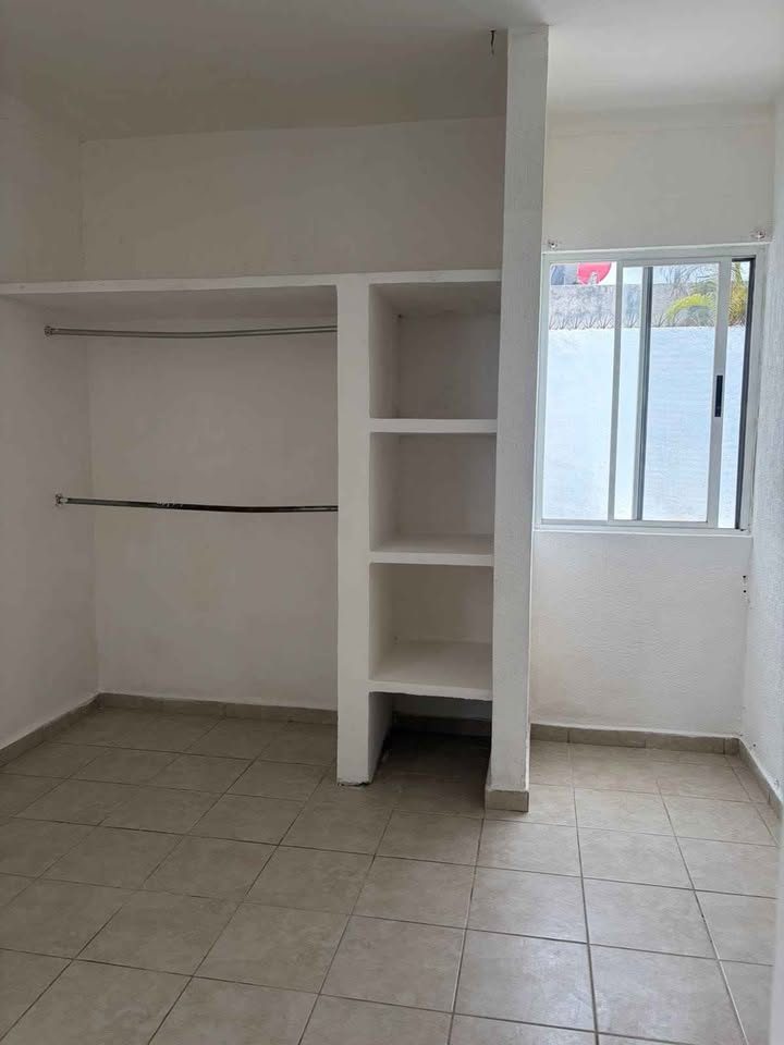 Se Renta Casa. Jardines del sur 1, muy cerca del colegio Nat Kan 3