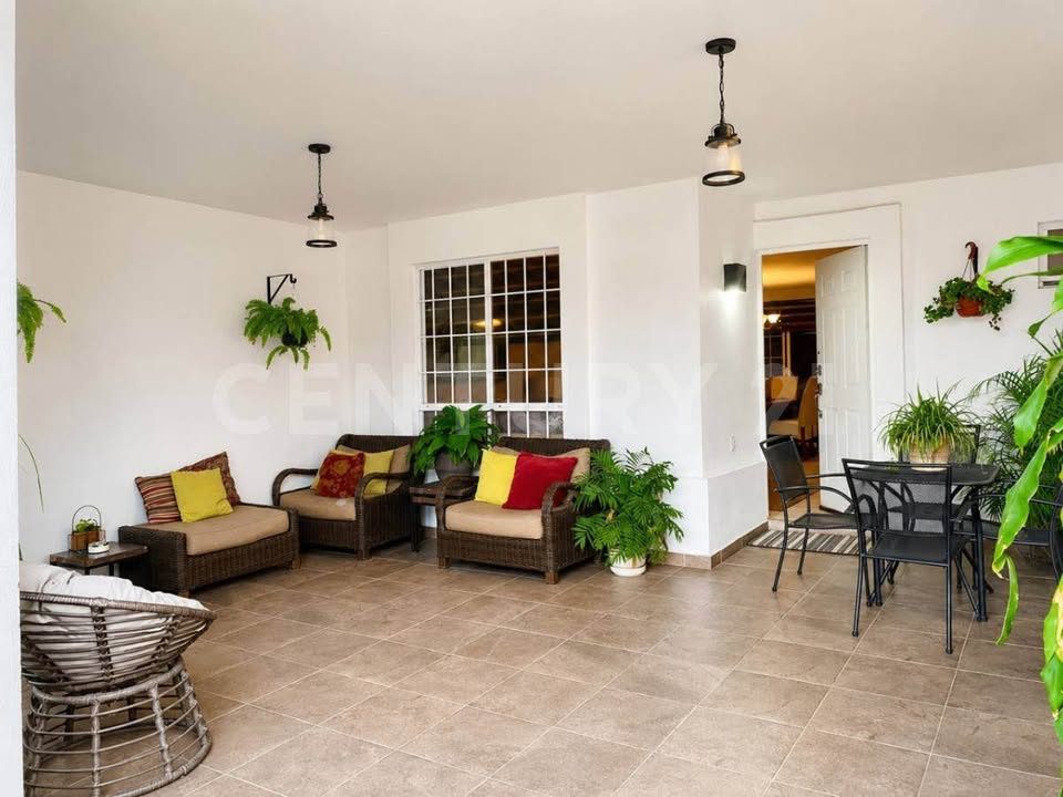 3 Beds 2.5 Baths - House 3