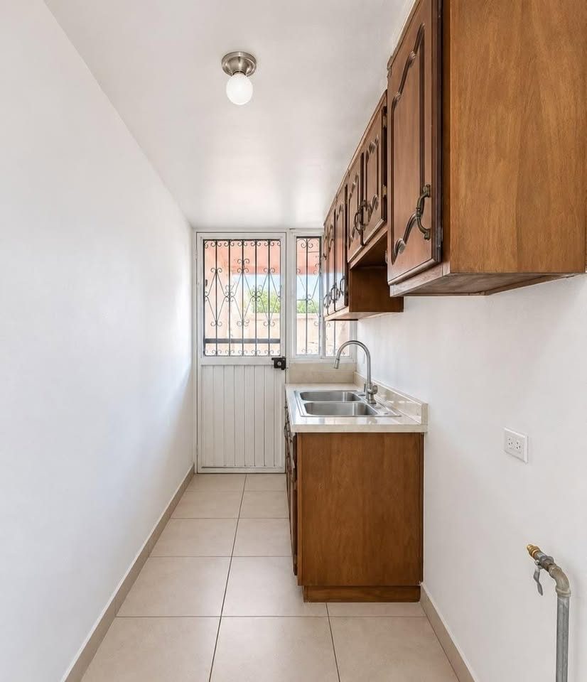 2 habitaciones 1 baño Casa 3