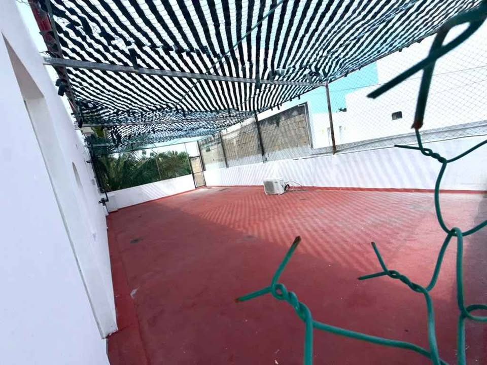 6 habitaciones 4 baños - Casa 3