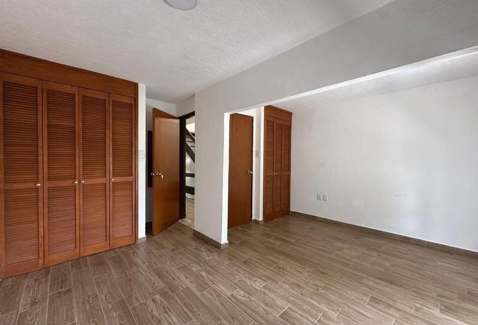 3 habitaciones 2.5 baños Casa 3