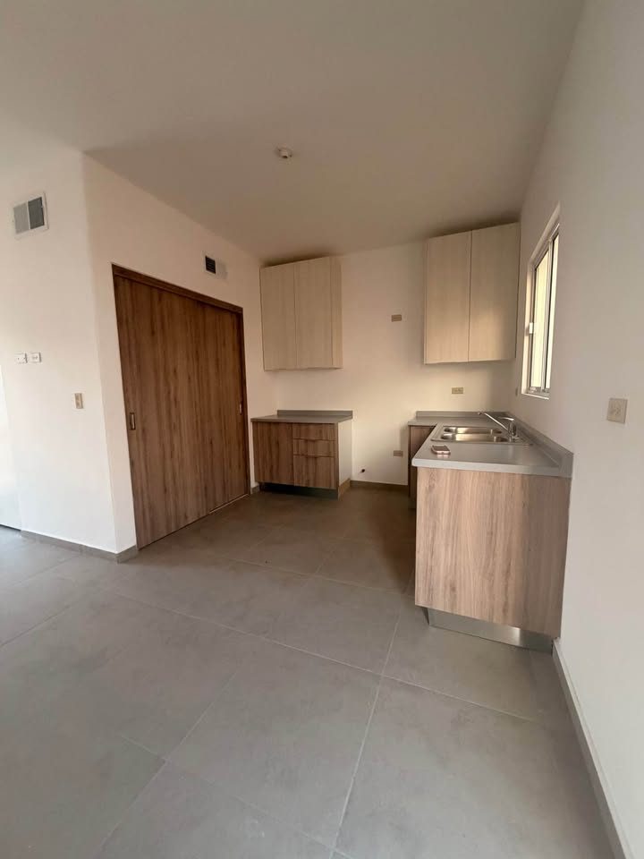 Casa a la venta RESIDENCIAL EL MARQUÉS sección Iria 🏠 3