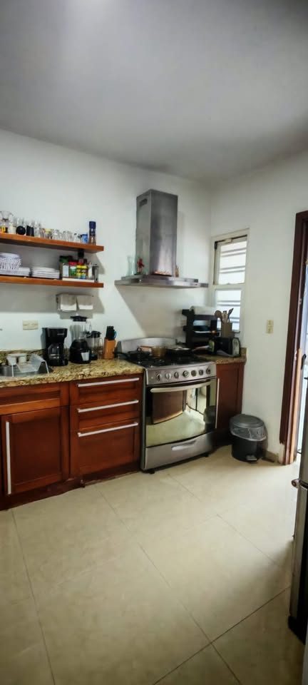 3 habitaciones 2.5 baños Casa 2