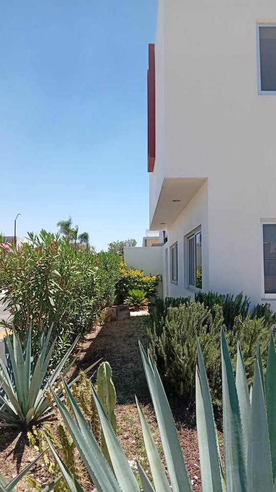 4 habitaciones 2,5 baños - Casa 2