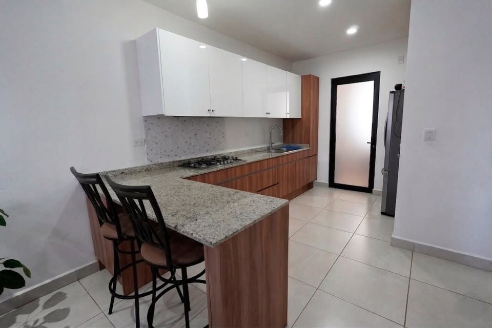 3 habitaciones 3 baños Casa 3