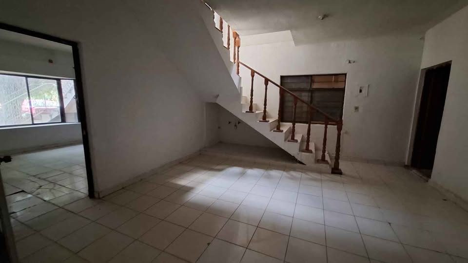 9 habitaciones 5 baños - Casa 3