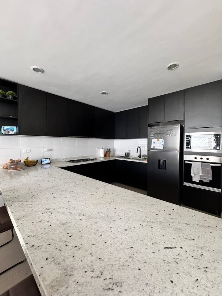 4 habitaciones 3 baños Casa 2