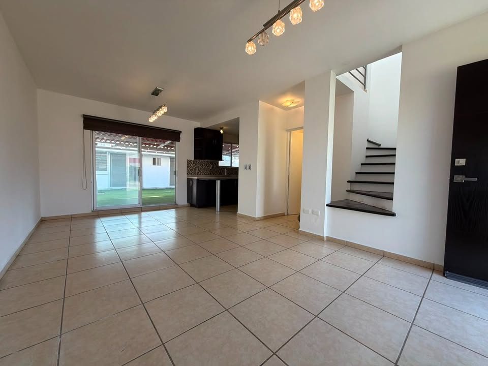 3 habitaciones 3 baños Casa 2