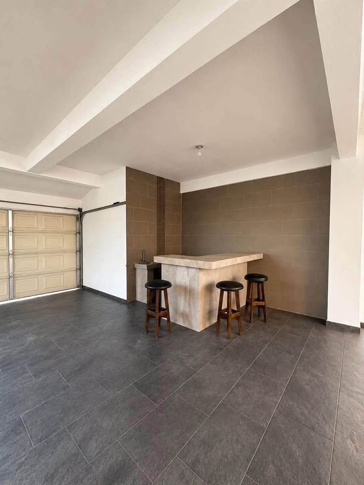 4 habitaciones 3,5 baños - Casa 3