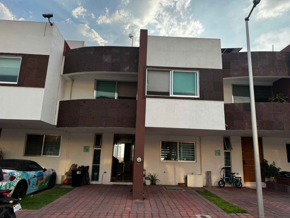 4 habitaciones 6 baños - Casa 2