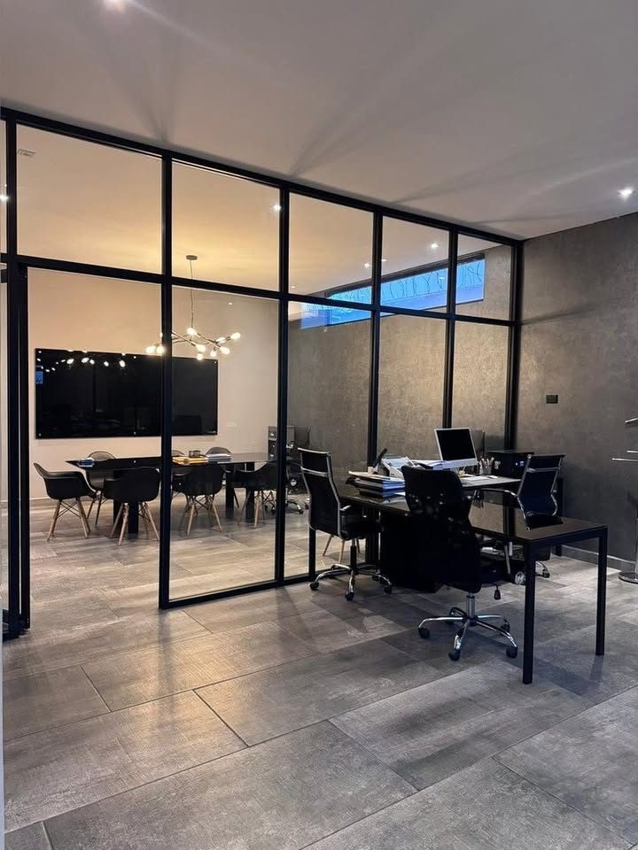 Oficina en renta · 220 m² · Chihuahua 3