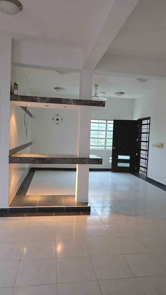 1 habitación 2 baños - Casa 2