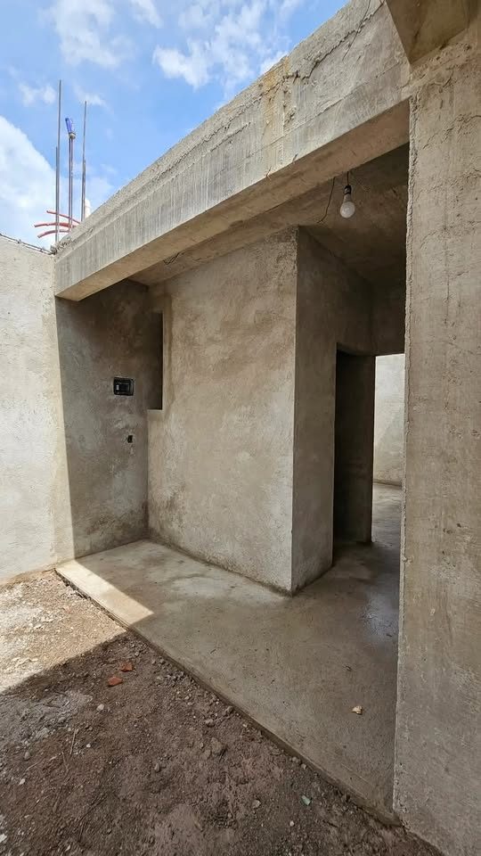 Si estás necesitando un albañil estamos a la orden 3