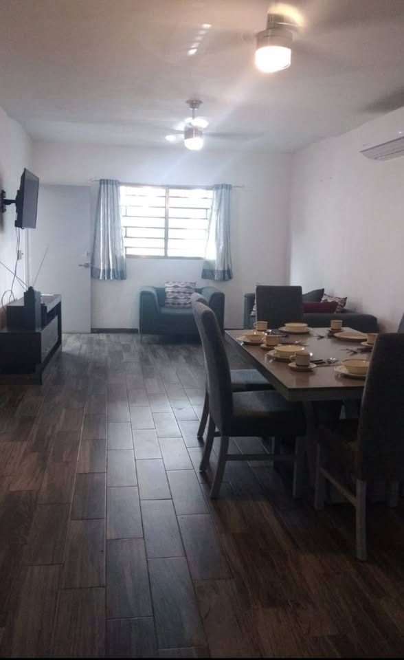 Casa Remodelada y Amueblada de 4 Recamaras en Residencial Jade 2