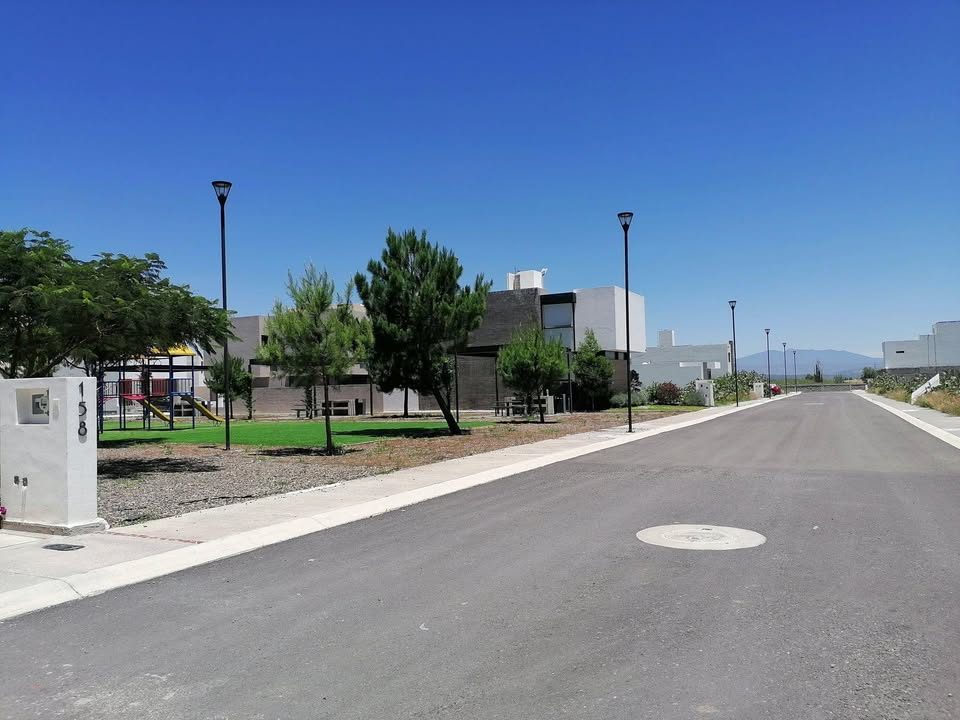 TERRENO 165 m2 EN VIU PANORAMA, TRATO DIRECTO, EL MARQUES 3
