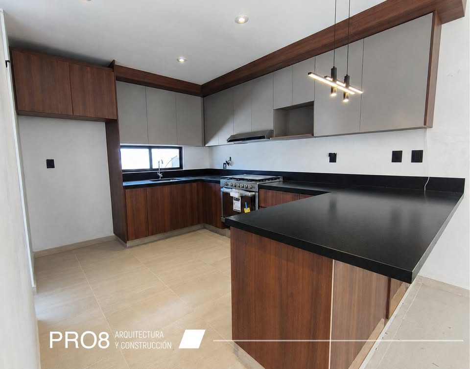3 habitaciones 5 baños Casa 2