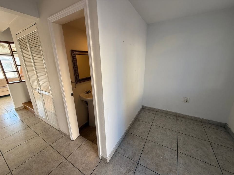 3 habitaciones 2.5 baños Casa 3