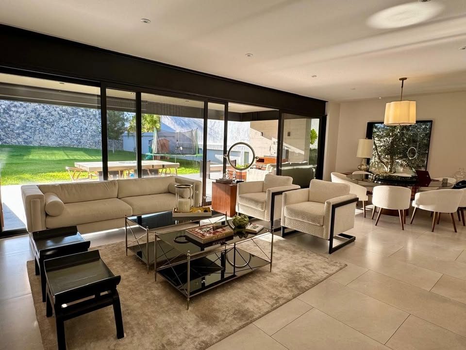 CASA EN VENTA EN CUMBRES DEL CAMPESTRE CON 4 RECÁMARAS CON BAÑO Y VESTIDOR 2
