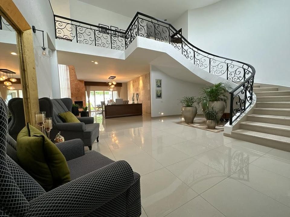 5 habitaciones 5 baños Casa 3