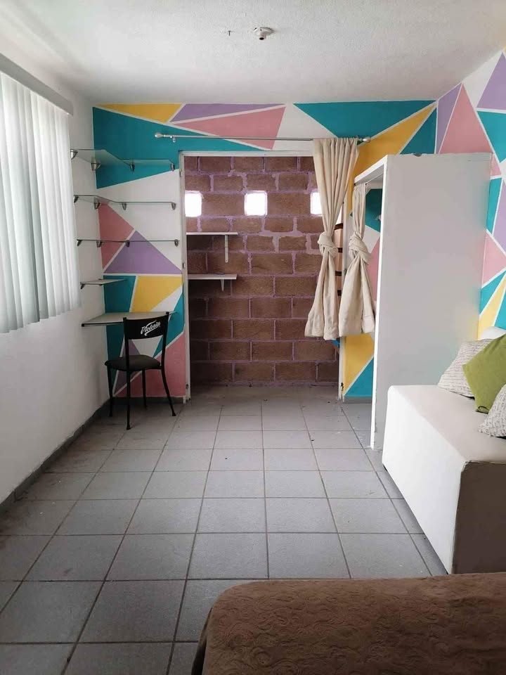 RENTO HABITACIÓN AMUEBLADA P/UNA PERSONA, TODOS LOS SERVICIOS. (leer descripción) 2