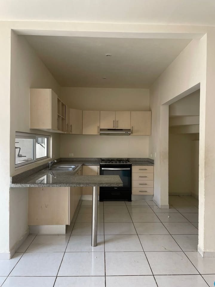 3 habitaciones 3 baños Casa 3