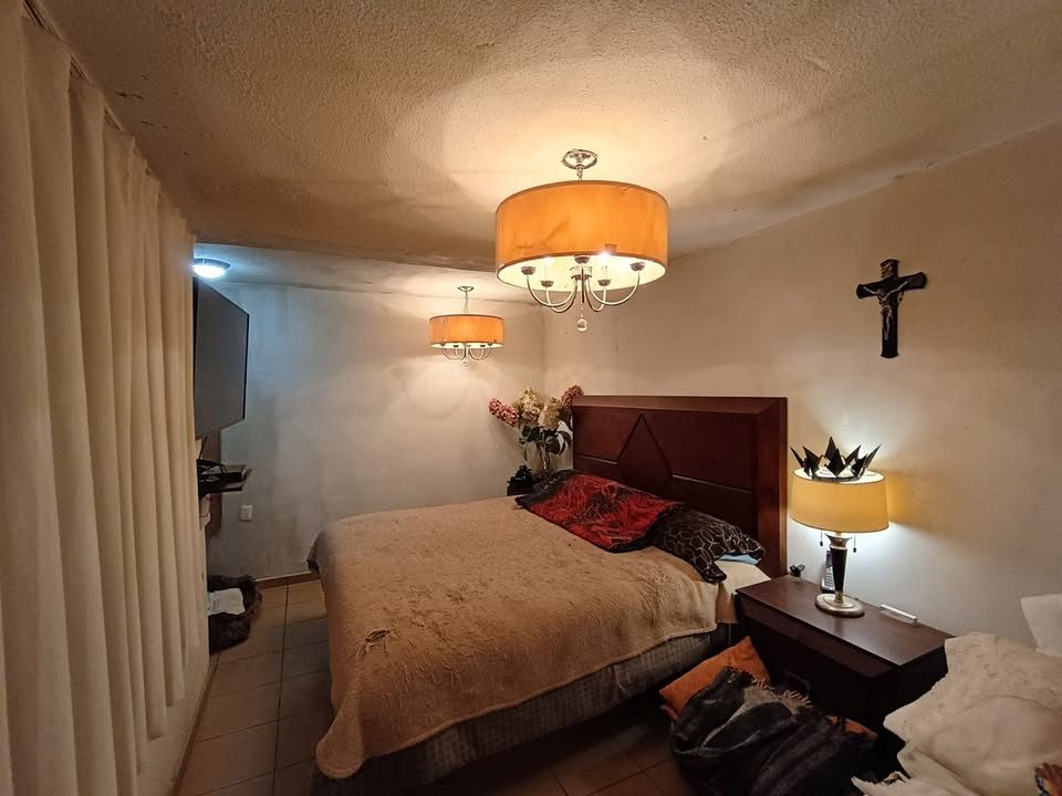 5 habitaciones 2 baños Casa 2