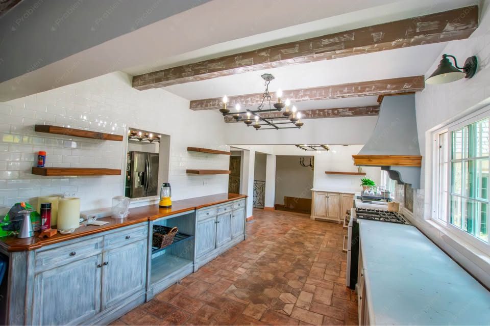 5 Beds 6 Baths - House 3