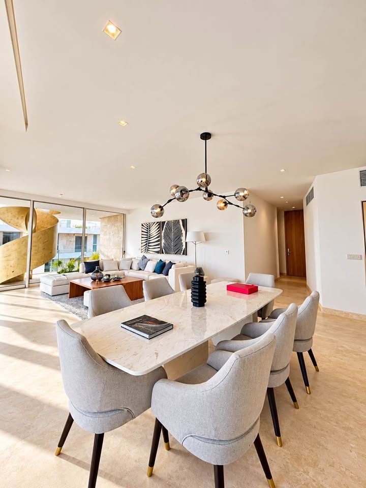 PENTHOUSE DE LUJO CON VISTA AL MAR- TOTALMENTE AMUEBLADO EN RENTA/VENTA EN LA MEJOR ZONA DE PUERTO C 2