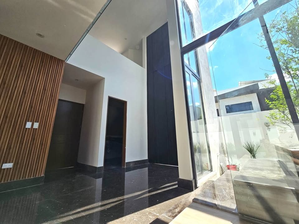 4 habitaciones 5 baños Casa 2