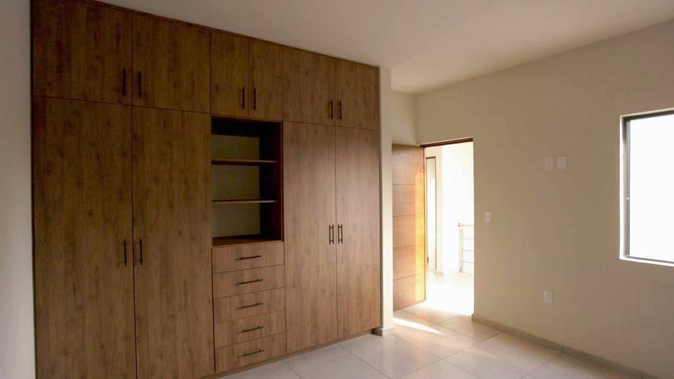 4 habitaciones 3 baños - Casa 2