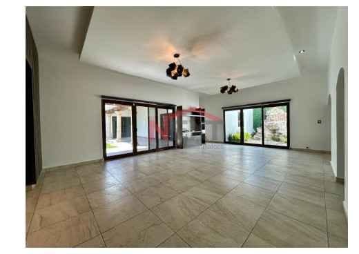 4 habitaciones 6 baños - Casa 2