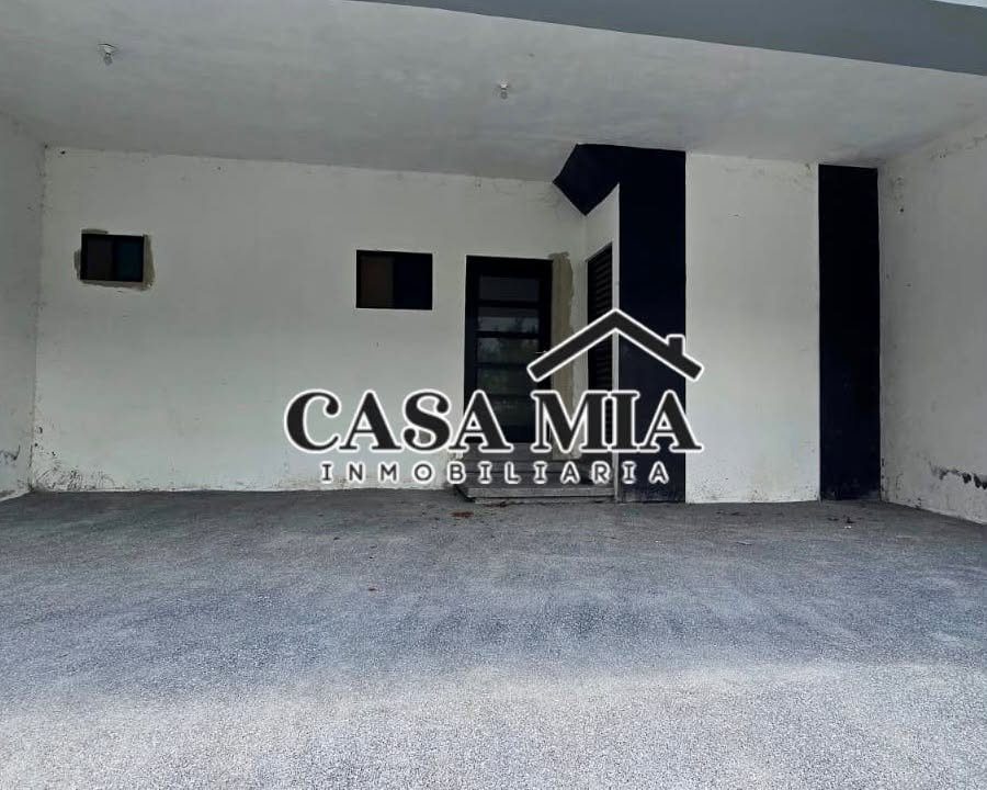 3 habitaciones 4.5 baños Casa 2